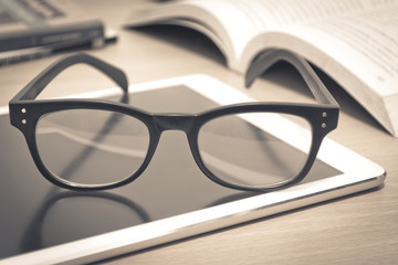 一个小土坡的标志